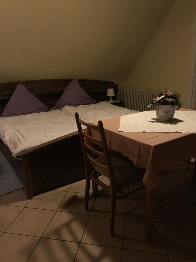 Gasthaus Hirschberg Ludwigsburg Ngoại thất bức ảnh